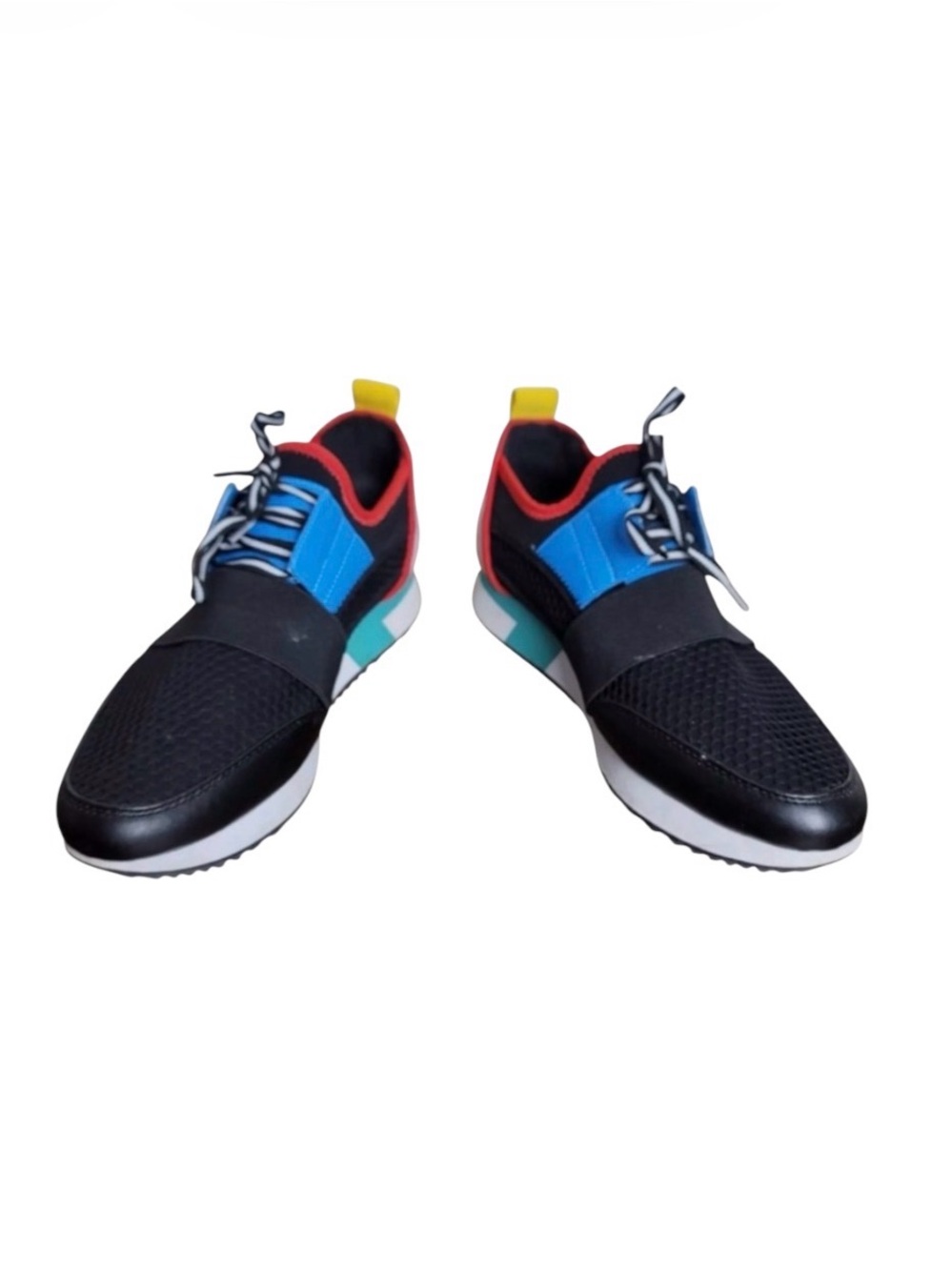 STEVE MADDEN SNEAKERS